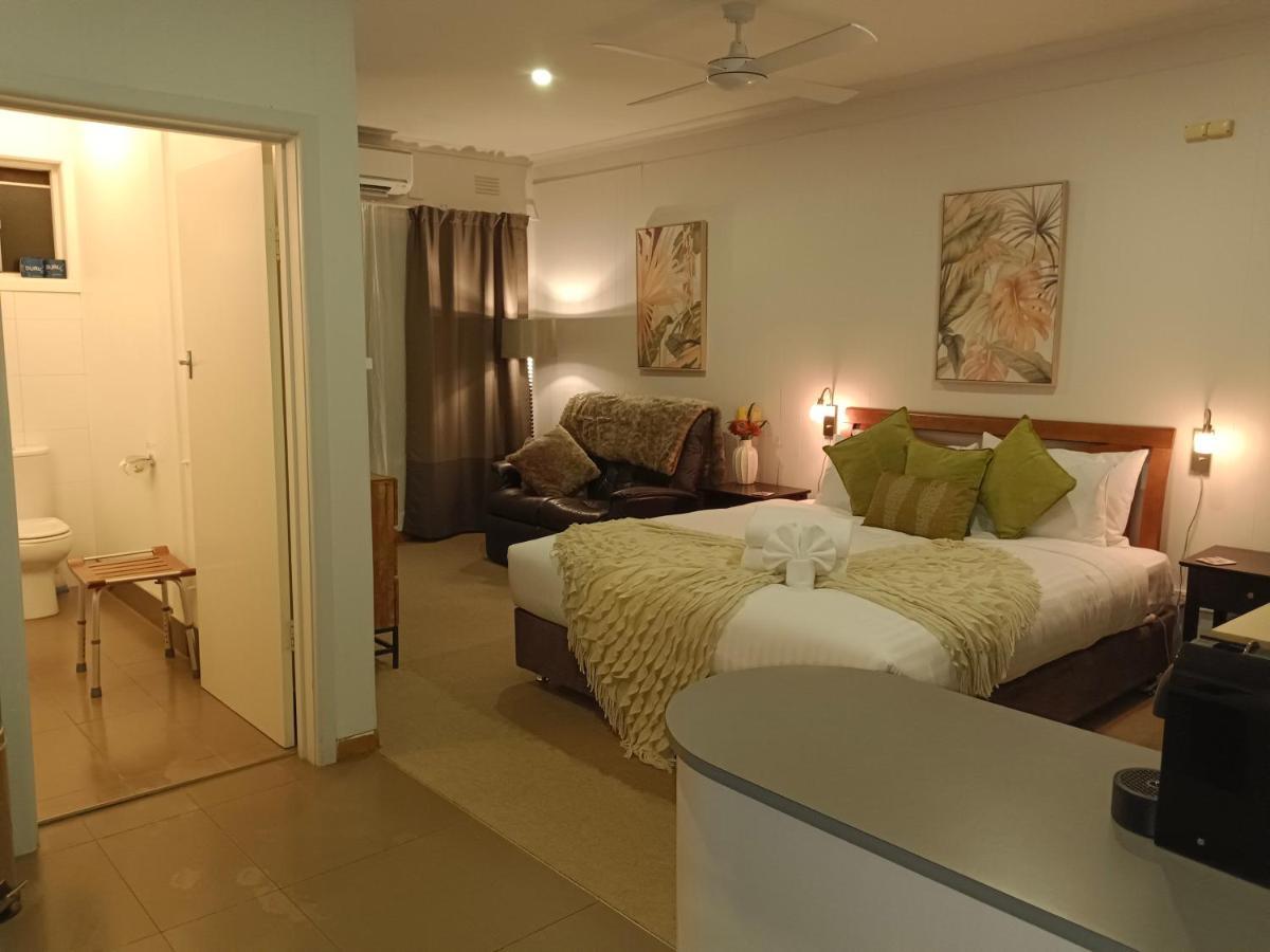 Buffalo Motel And Country Retreat Porepunkah Bagian luar foto